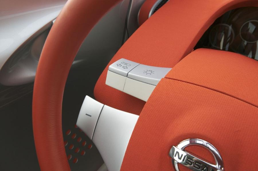  Nissan Actic Concept 2004 года  (фото 56 из 74)